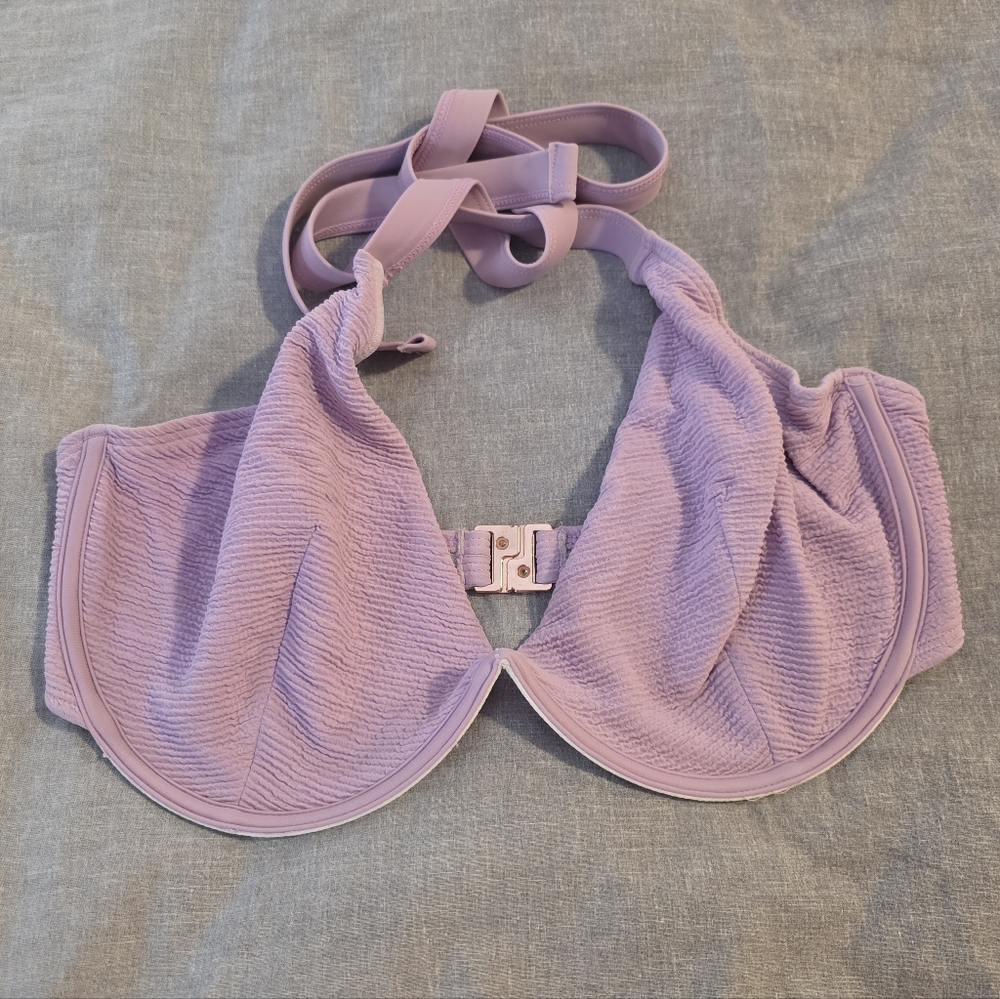 Elegant Lilac Bikini Top
